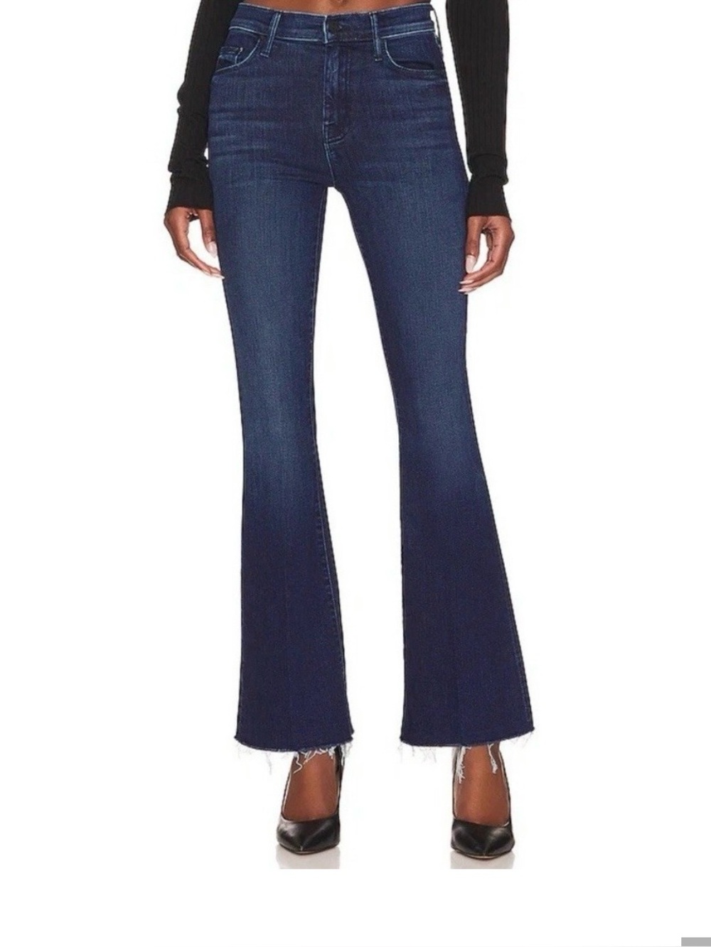 NWOT MOTHER The Weekender Fray Jeans Heirloom Wash Size 24